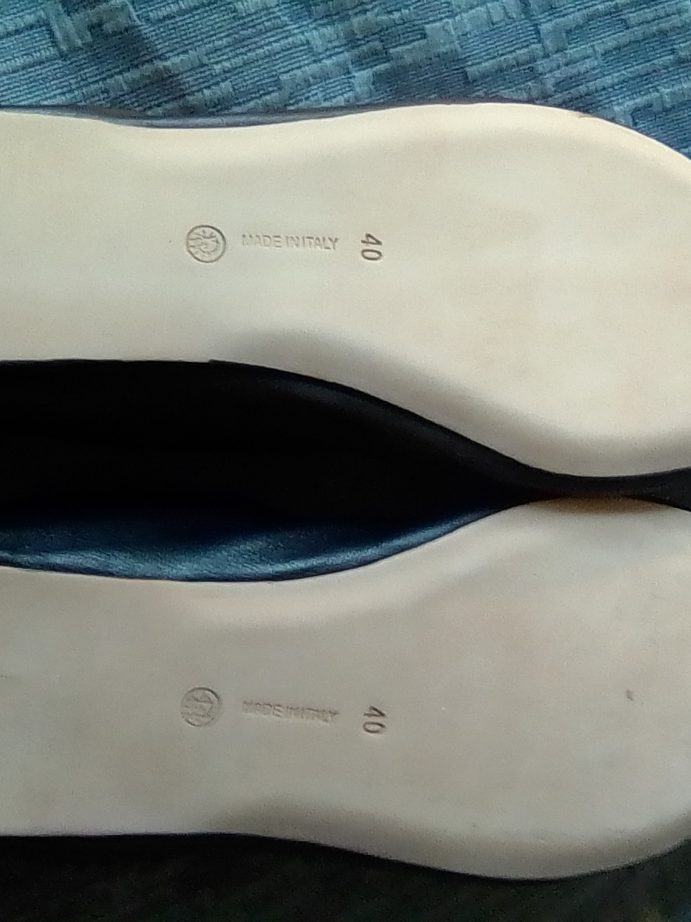 Black Ballet Flats with Bow NWT - Picture 6 of 8
